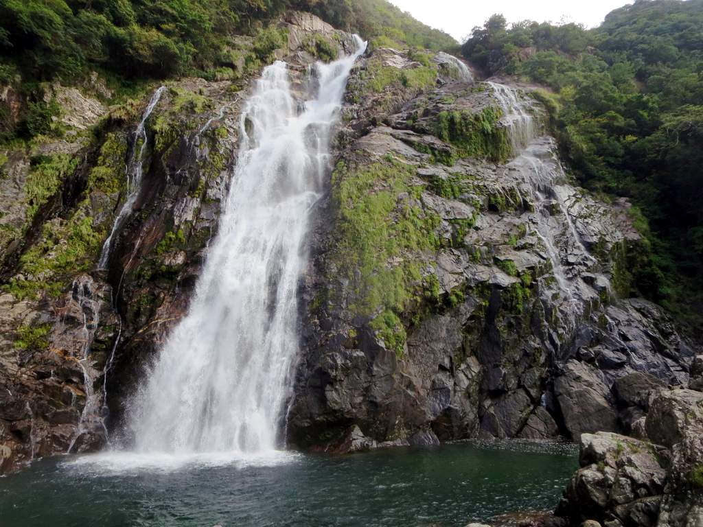 waterfall freshening pond